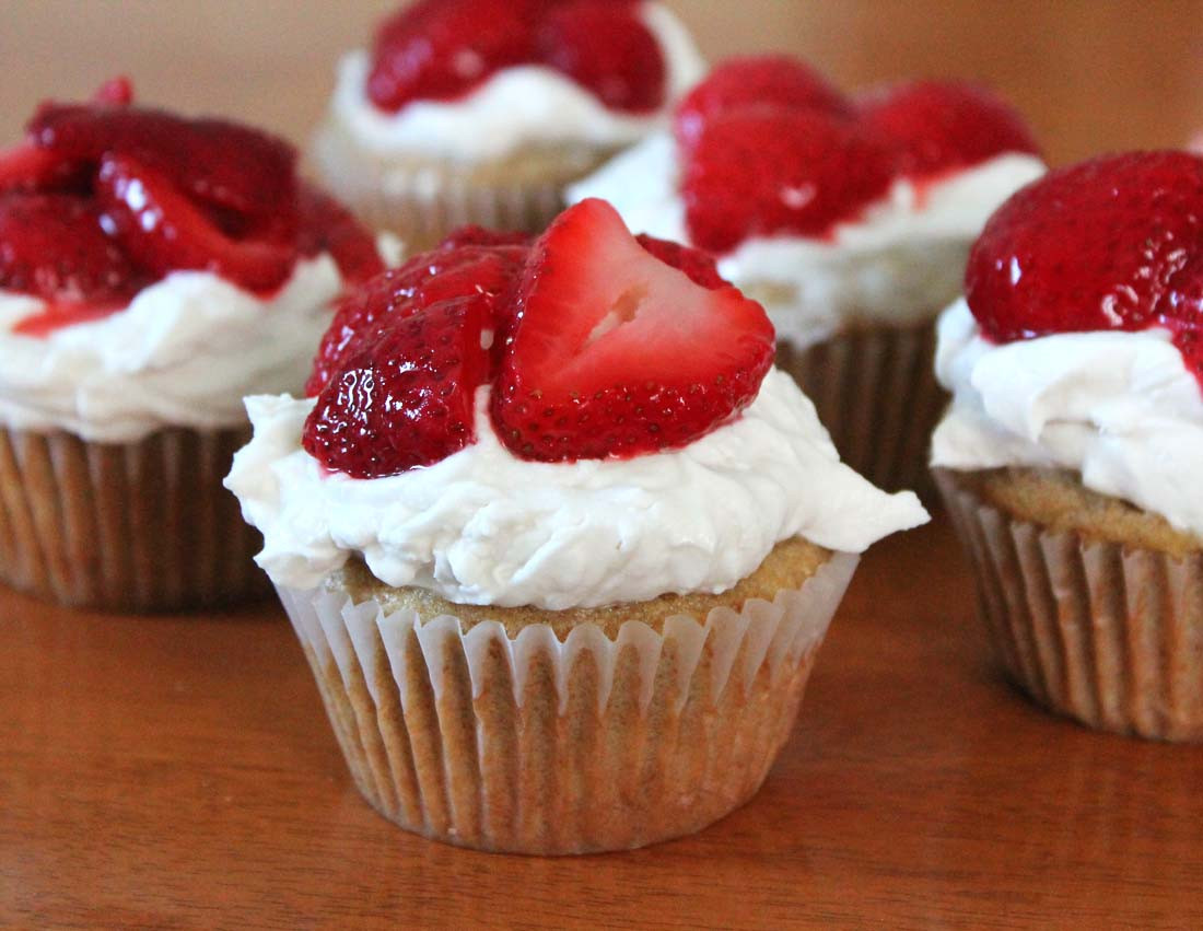 Healthy Strawberry Cupcakes
 healthy whole wheat cupcakes