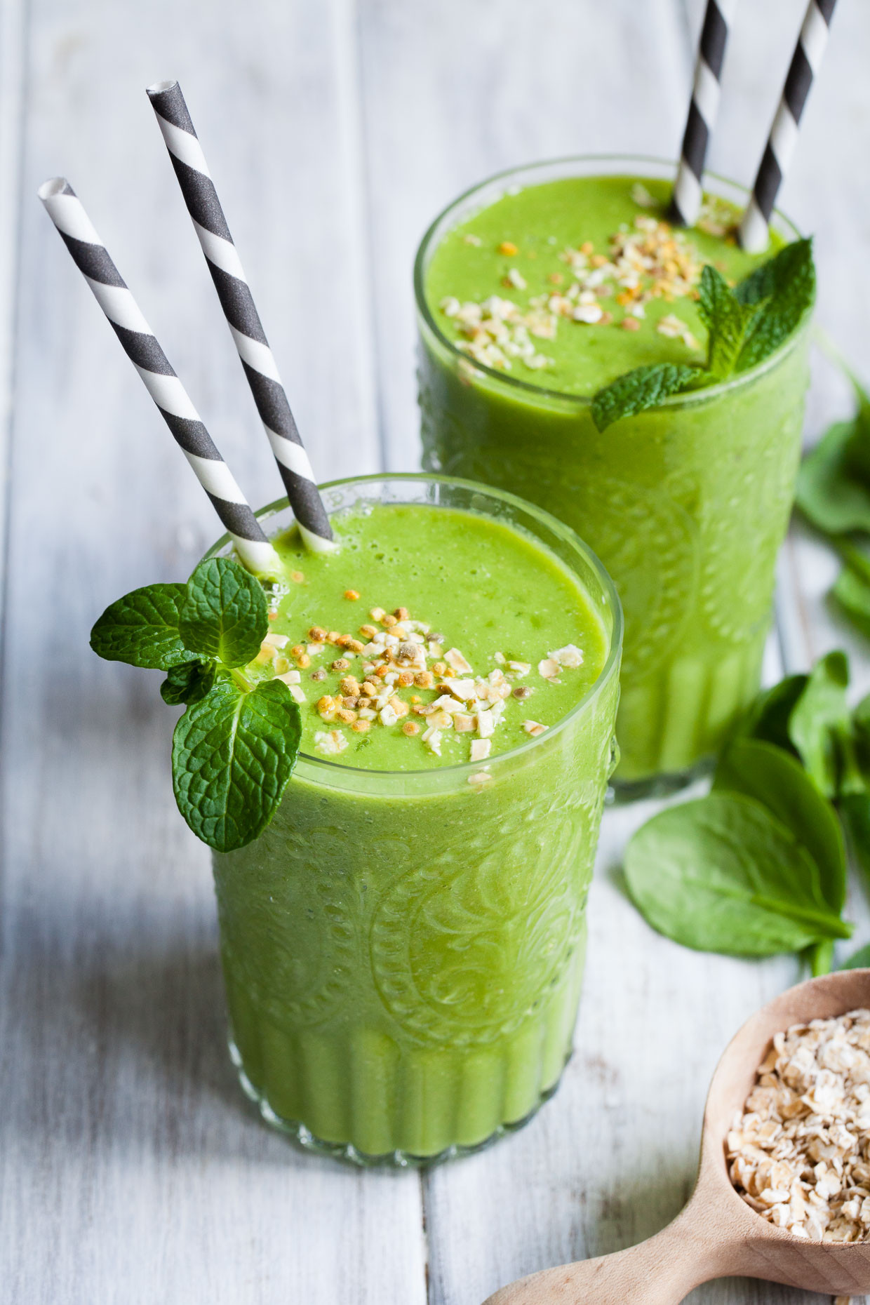 Healthy Sweet Smoothies
 Sweet Zing Ginger Oatmeal Green Smoothie Snixy Kitchen