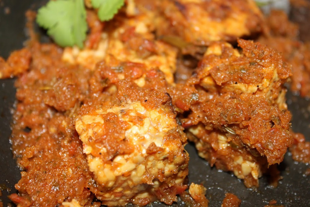 Healthy Tempeh Recipes
 Dhania Fake Chicken Tempeh in Cilantro tomato Curry