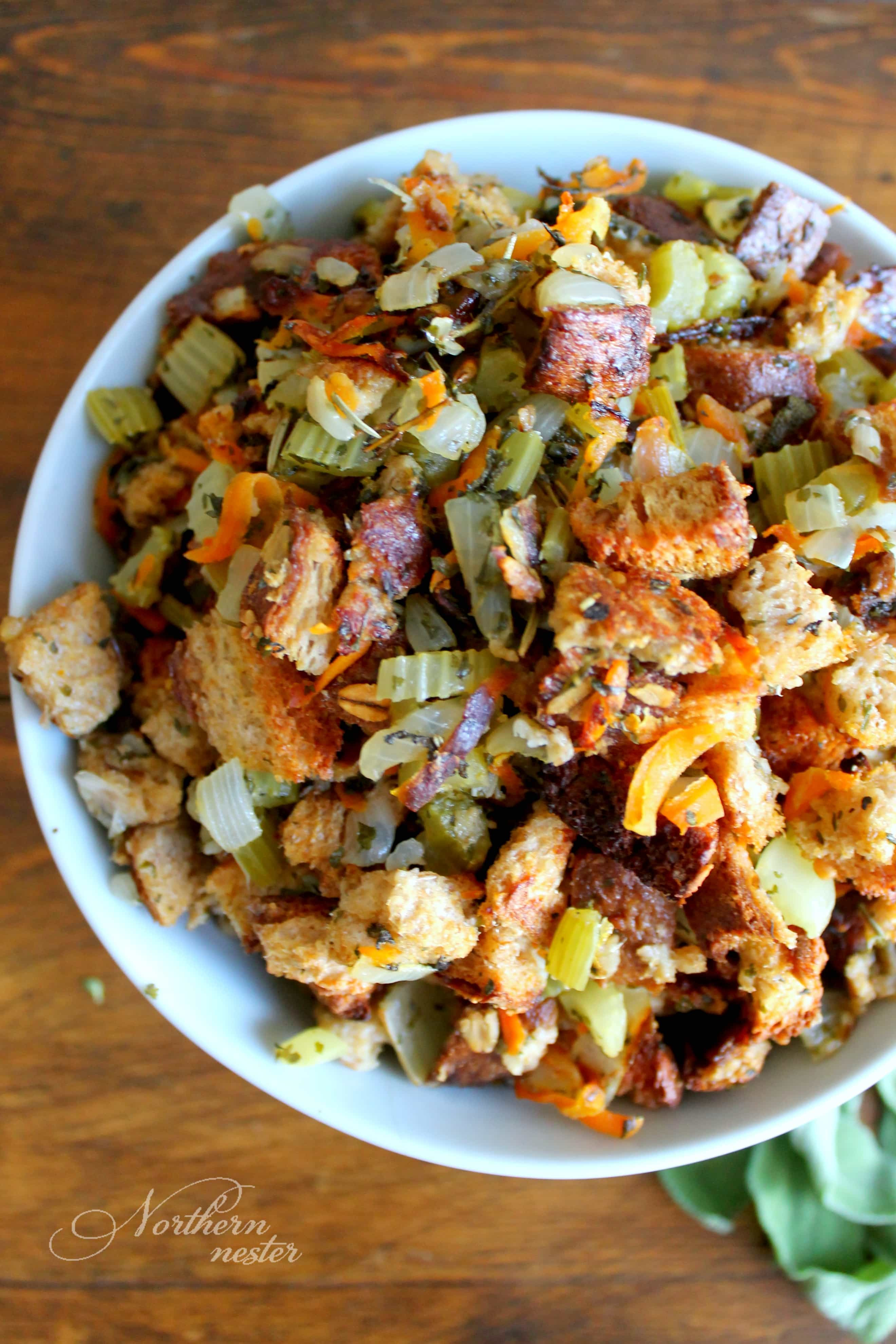 Healthy Thanksgiving Stuffing
 Trim Healthy Mama friendly Stuffing