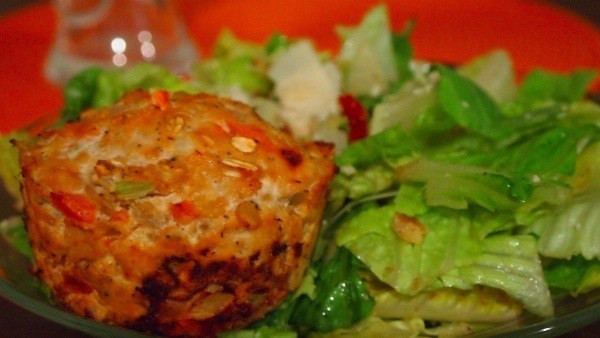 Healthy Turkey Meatloaf Muffins
 Turkey Meatloaf Muffins from Jamie Eason