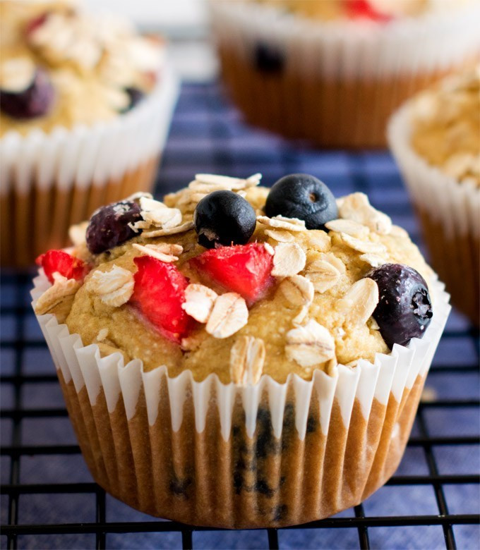 Healthy Vegan Breakfast Muffins
 Breakfast oats berry multi grain muffins