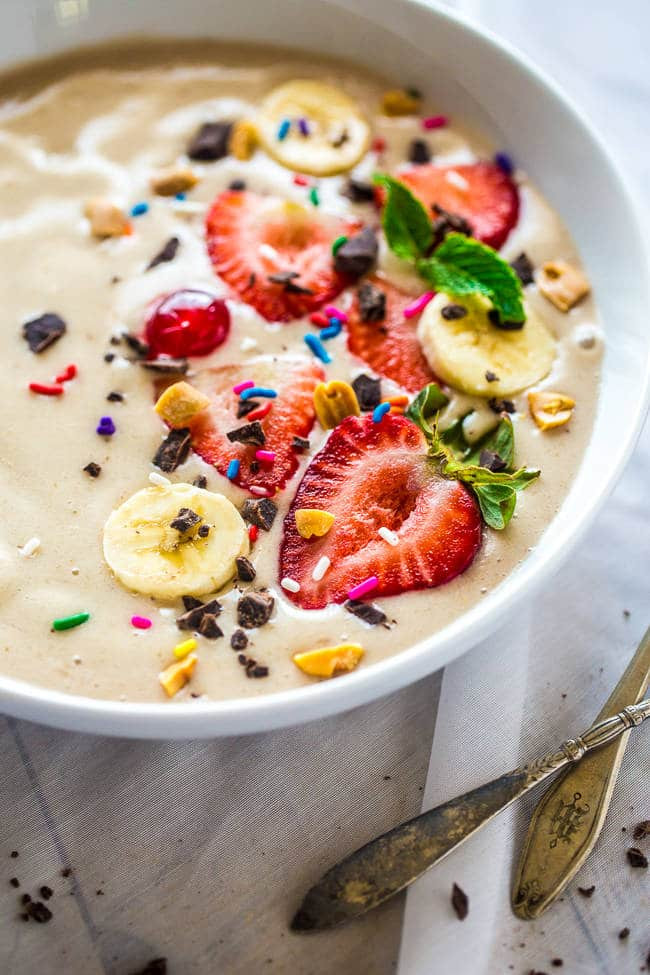 Healthy Vegan Breakfast Smoothies
 Banana Split Vegan Smoothie Bowl