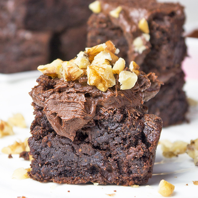 Healthy Vegan Brownies
 Fudgy Tahini Brownies