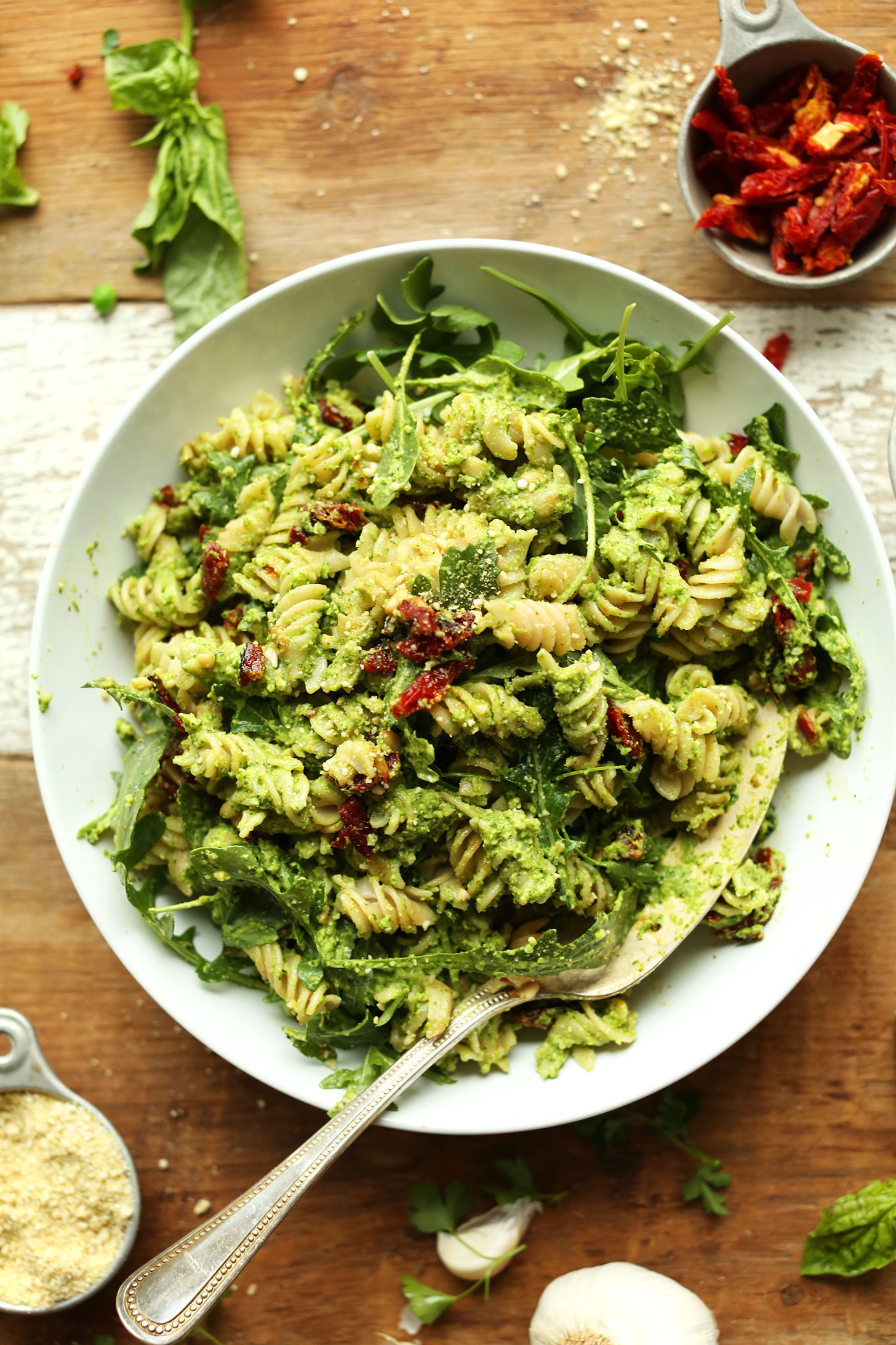 Healthy Vegan Pasta Recipes
 Pea Pesto Pasta with Sun Dried Tomatoes