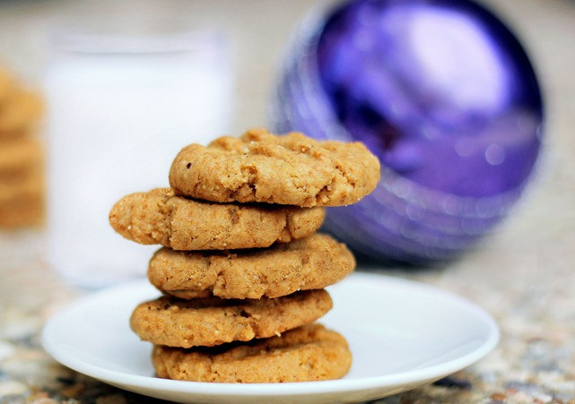 Healthy Vegan Peanut Butter Cookies
 Vegan Peanut Butter Cookies They MELT in your mouth