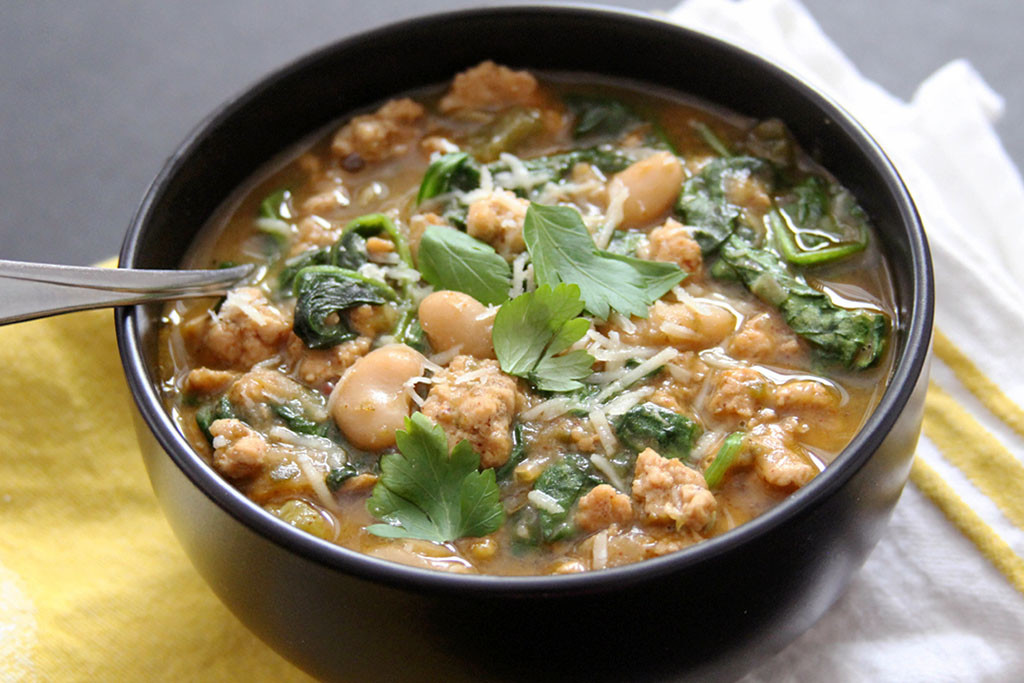 Healthy White Turkey Chili
 White Bean Turkey Chili