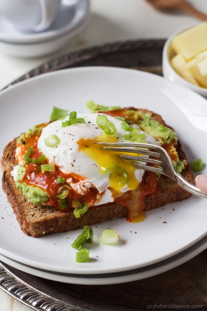 Heart Healthy Breakfast Ideas
 Ricotta Avocado Toast with Poached Egg