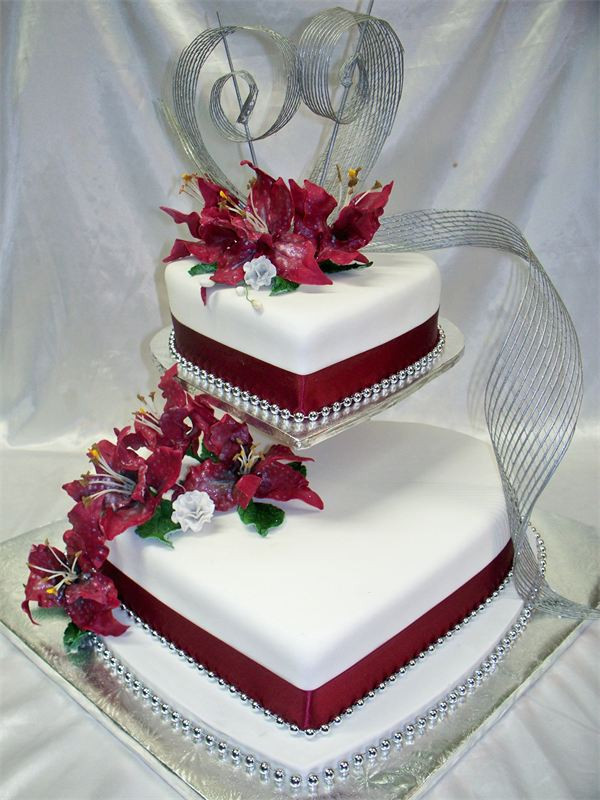 Heart Shaped Wedding Cakes
 Heart Shaped Wedding Anniversary Cakes