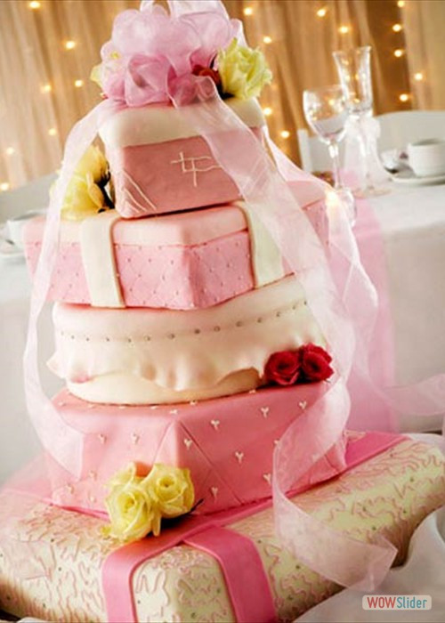 Heb Wedding Cakes
 Roze bruidstaarten bekijk de leuke voorbeelden