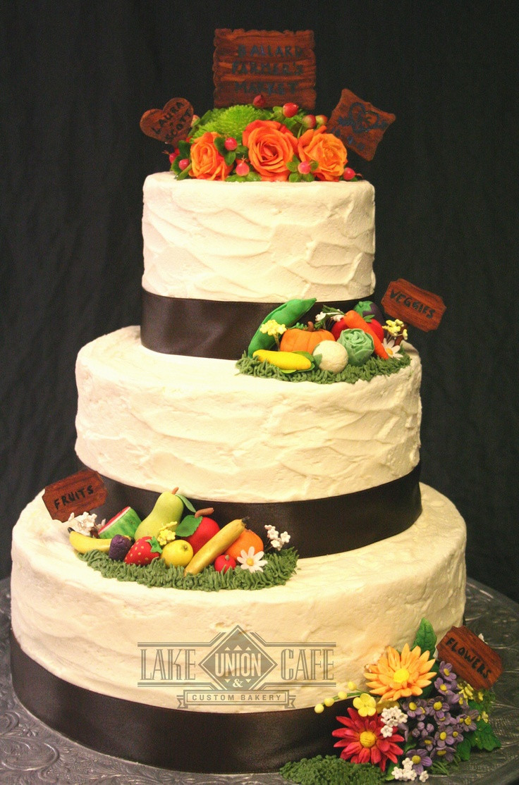 Holiday Market Wedding Cakes
 17 Best images about Torta ortofrutta on Pinterest