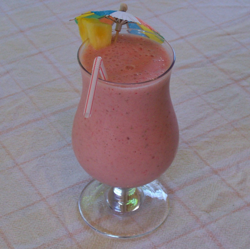 Homemade Fruit Smoothies Healthy
 Pineapple Strawberry Smoothie