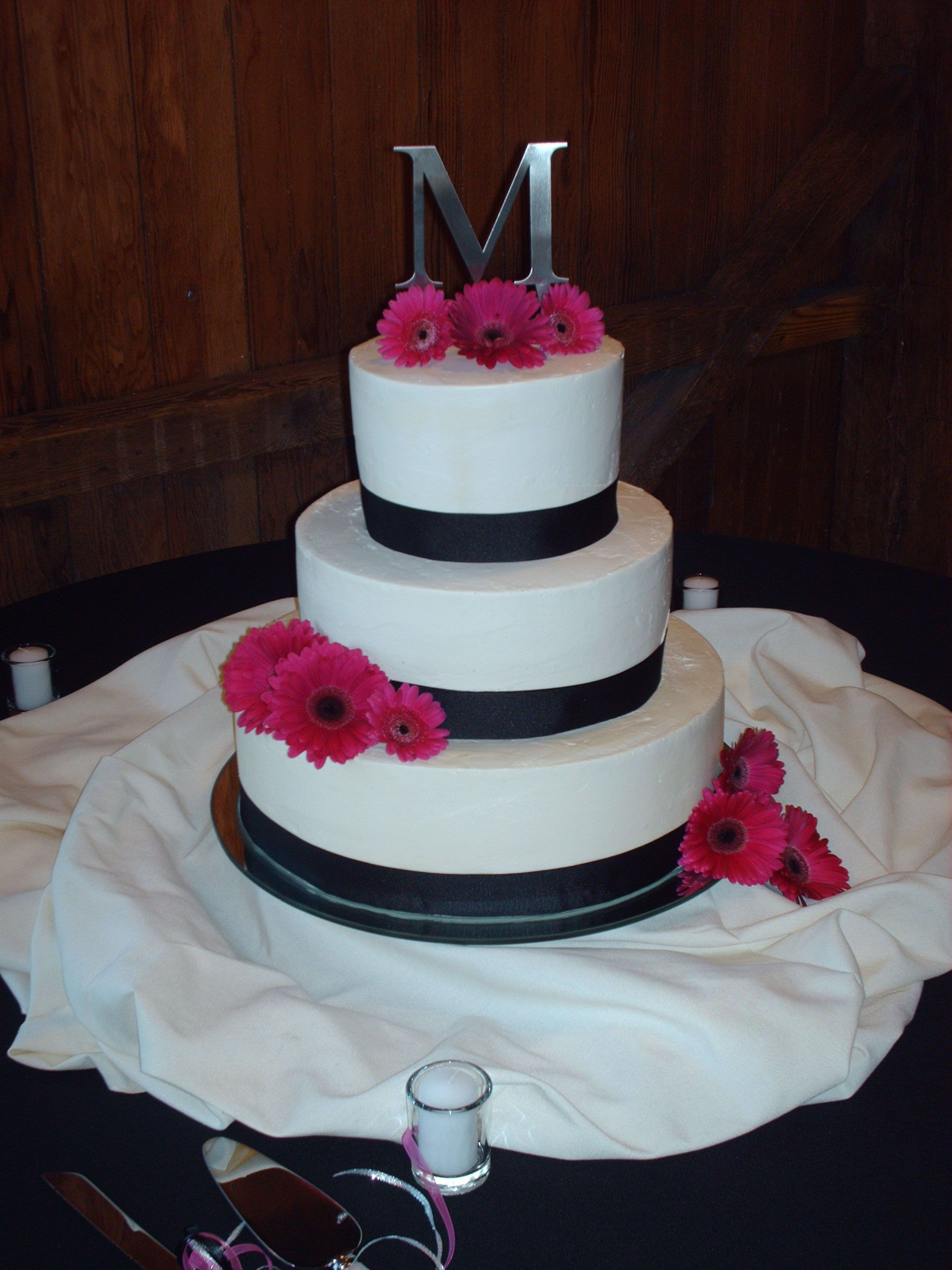 Hot Pink Wedding Cakes
 Black and Hot Pink Wedding Cake Wedding ideas for