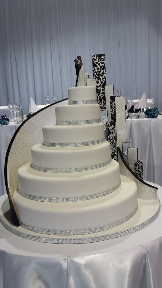 Huge Wedding Cakes
 Huge wedding cake Cake by Paul Delaney of Delaneys