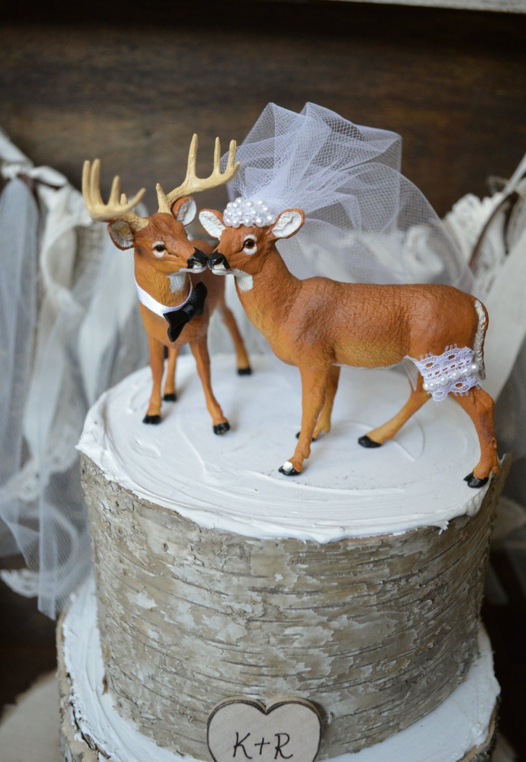 Hunting Wedding Cakes
 Deer wedding cake topper Hunting wedding cake topper Deer