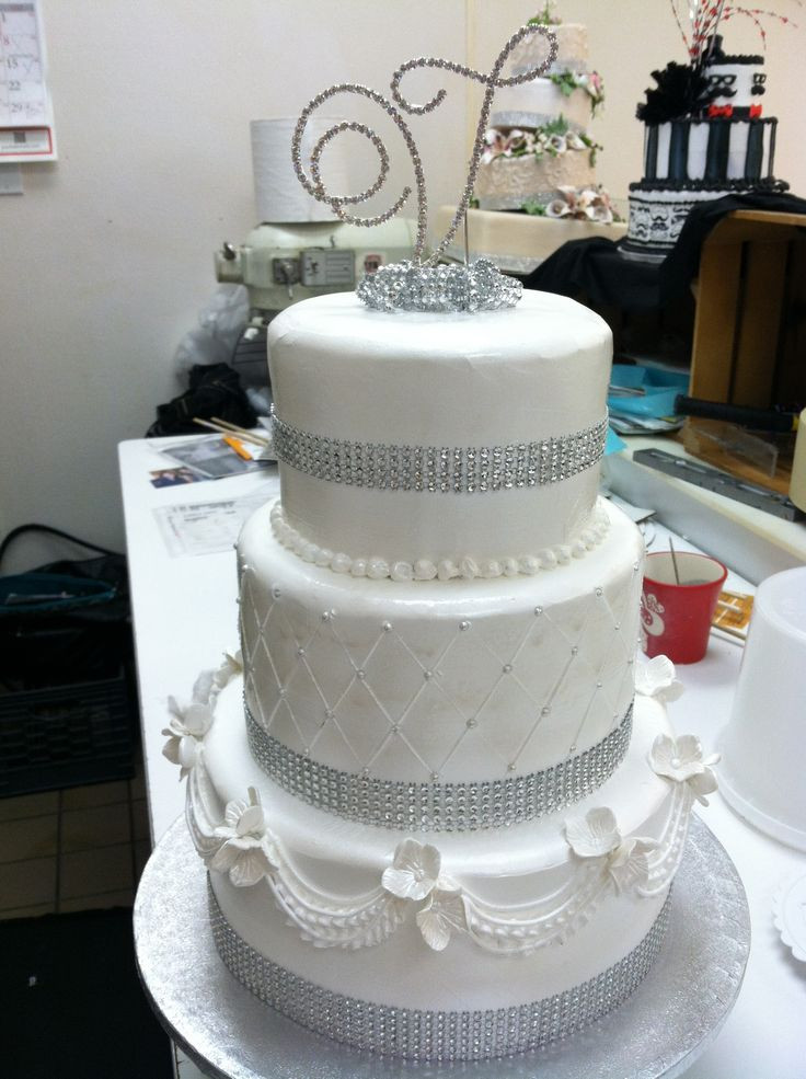 Hy Vee Wedding Cakes
 Simple white on white wedding cake cakes