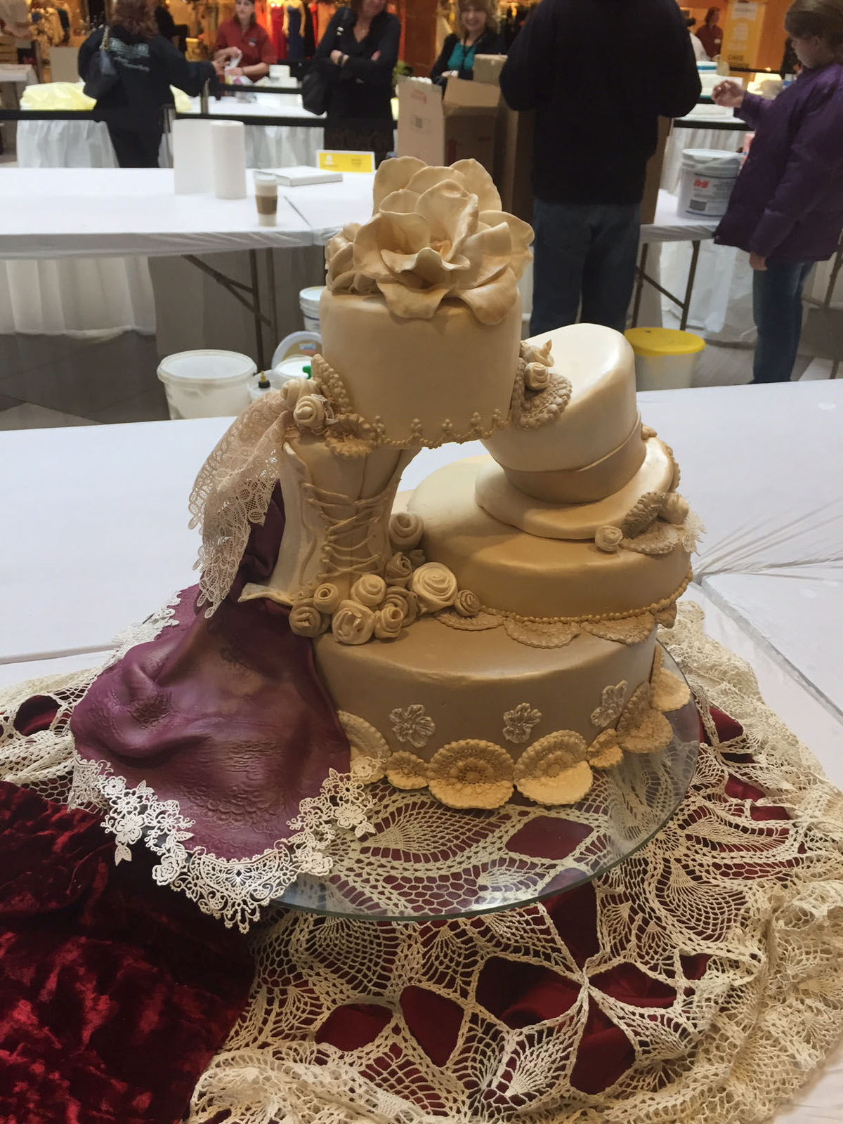 Hyvee Wedding Cakes Prices
 Hyvee Wedding Cake Prices