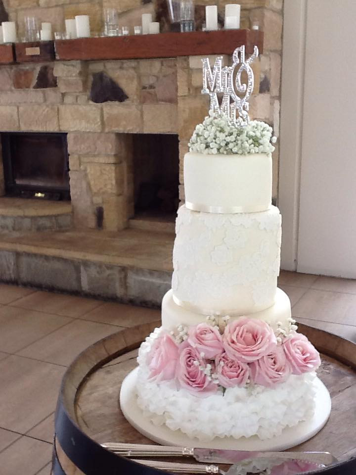 I Do Wedding Cakes
 I Do Wedding Cakes Wedding Cakes & Sweets