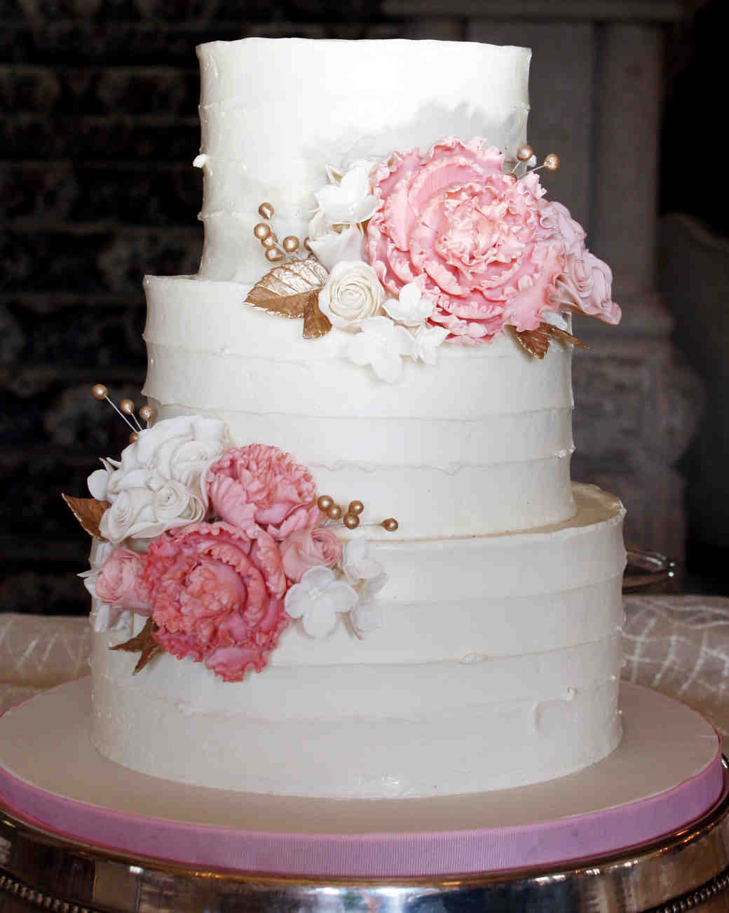 Icing Wedding Cakes 20 Best Ideas A Sweet Guide to Choosing A Frosting for Your Wedding Cake
