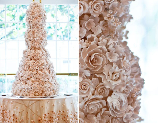 Insane Wedding Cakes
 The 20 Wackiest Wedding Cakes Ever