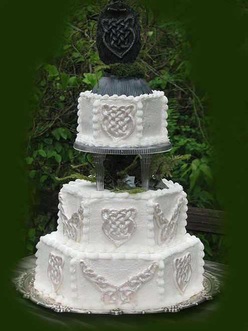 Irish Wedding Cakes
 17 Best images about Celtic wedding cakes I love