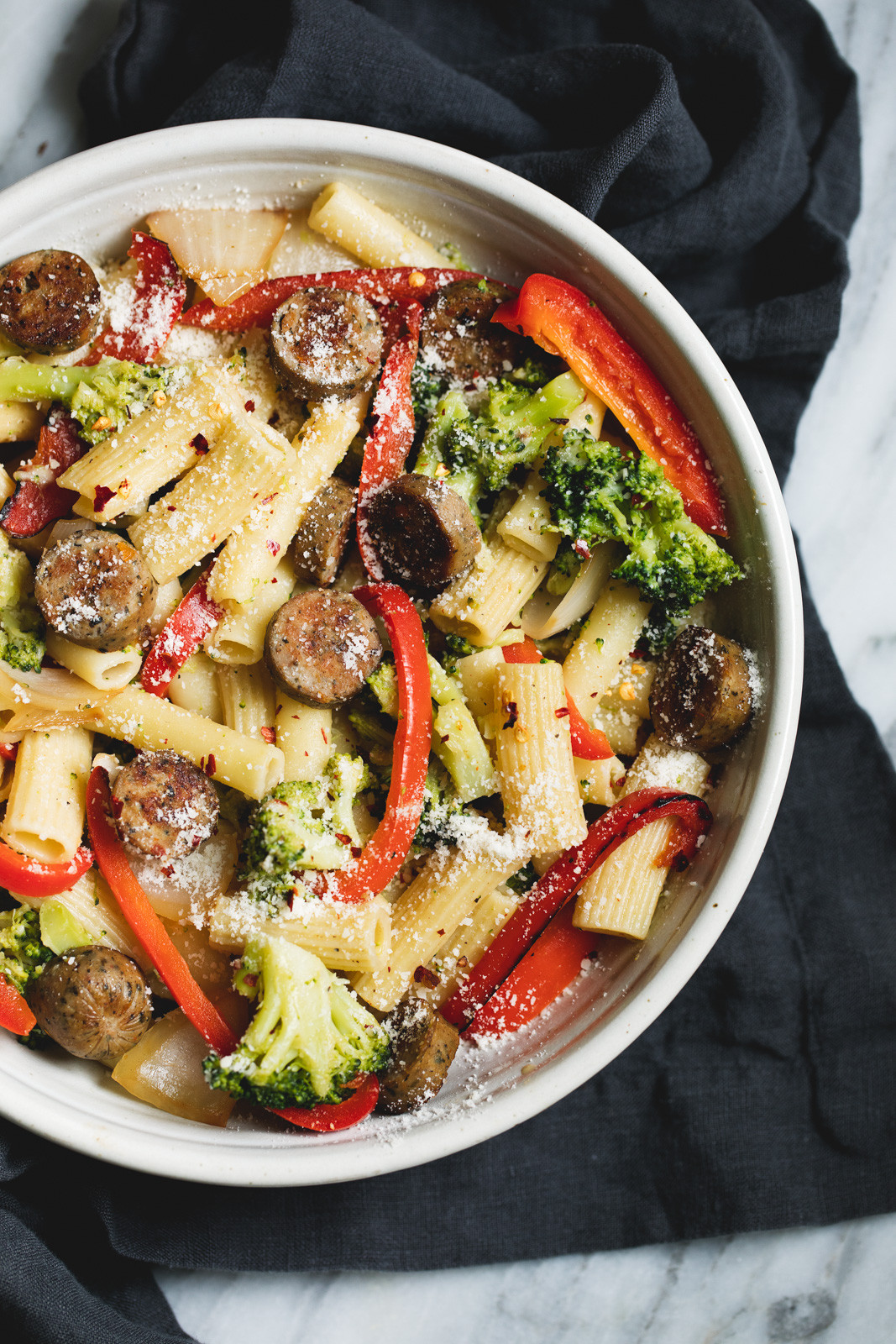 Is Chicken Sausage Healthy
 20 Minute Garlic Parmesan Rigatoni with Chicken Sausage