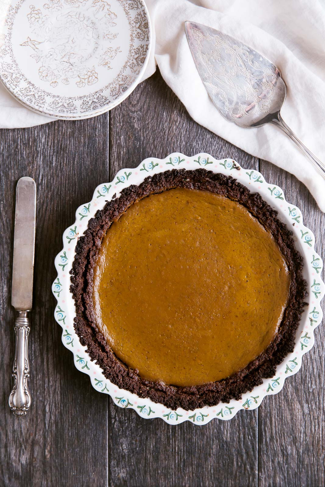 Is Pumpkin Pie Healthy
 Healthy Pumpkin Pie with Chocolate Graham Cracker Crust