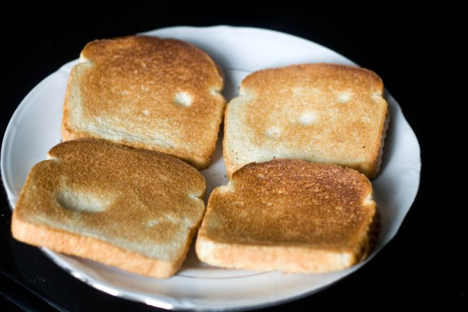 Is Toasted Bread Healthy
 How to Cook Toast in an Oven