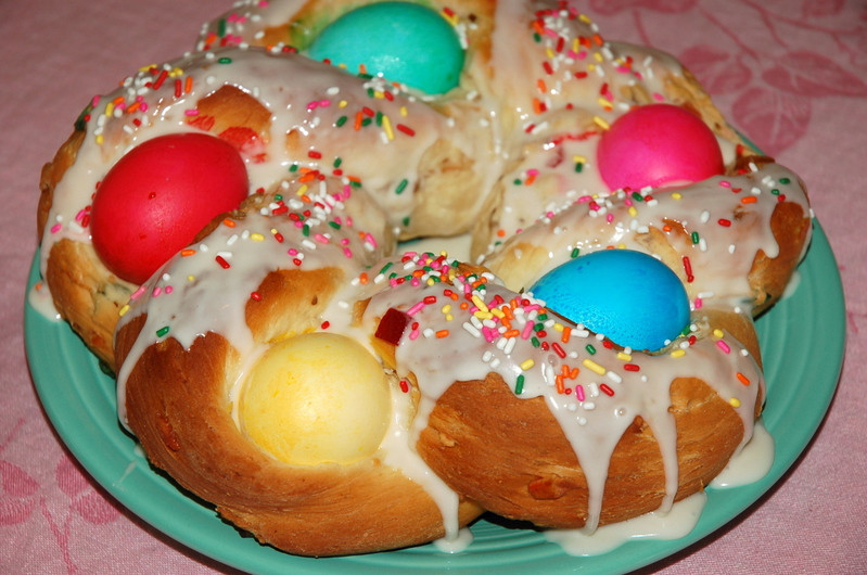 Italian Easter Bread With Eggs
 Italian Easter Breads