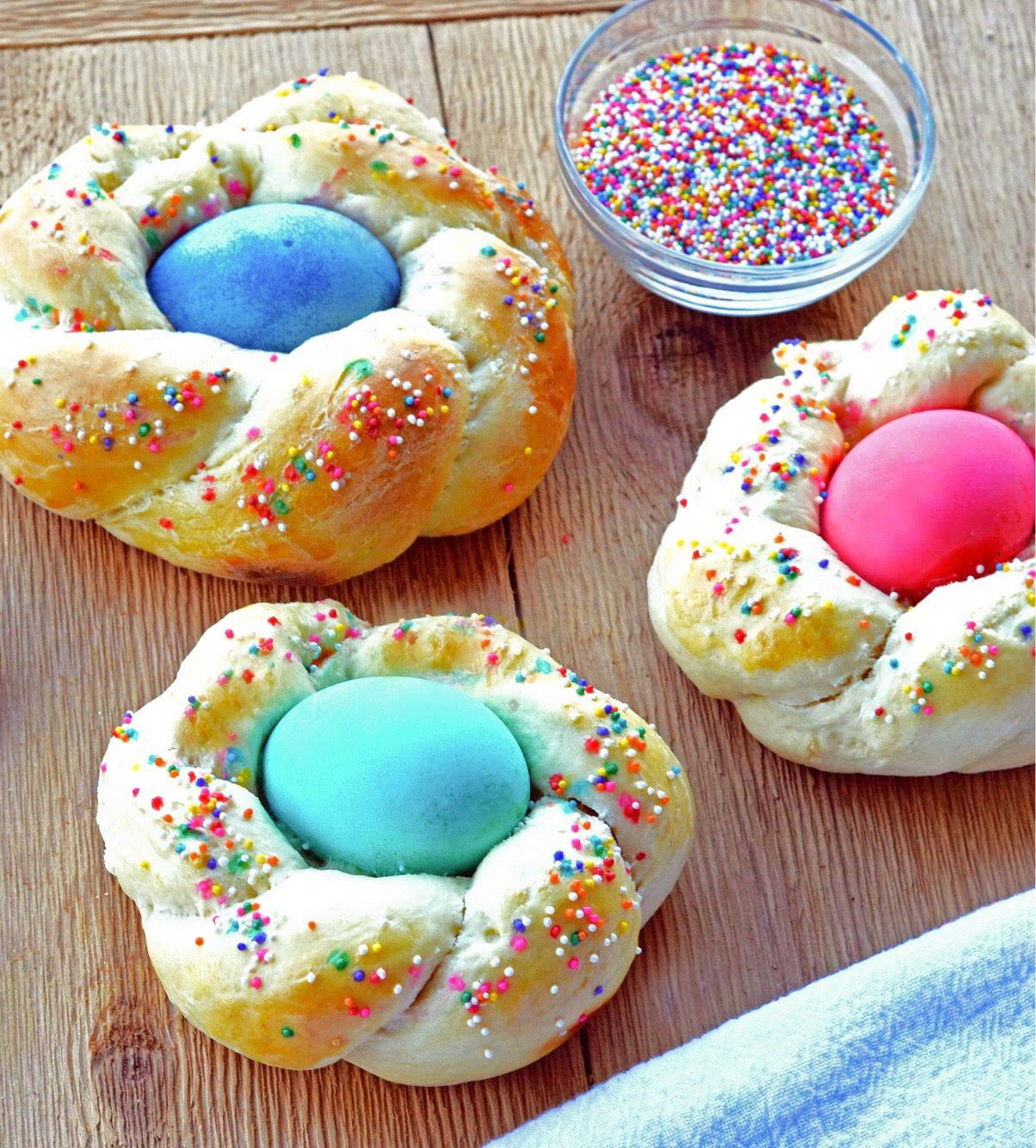 Italian Easter Bread With Eggs
 Italian Easter Egg Wreath Bread Recipe 4 The Love Family