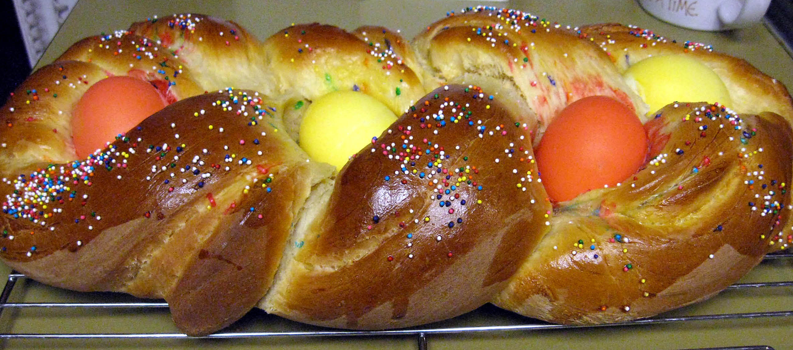 Italian Easter Bread With Meat
 Italian Easter Bread food to eat with tea