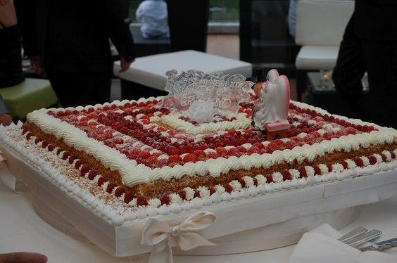 Italian Wedding Cakes
 L Arabesque Events
