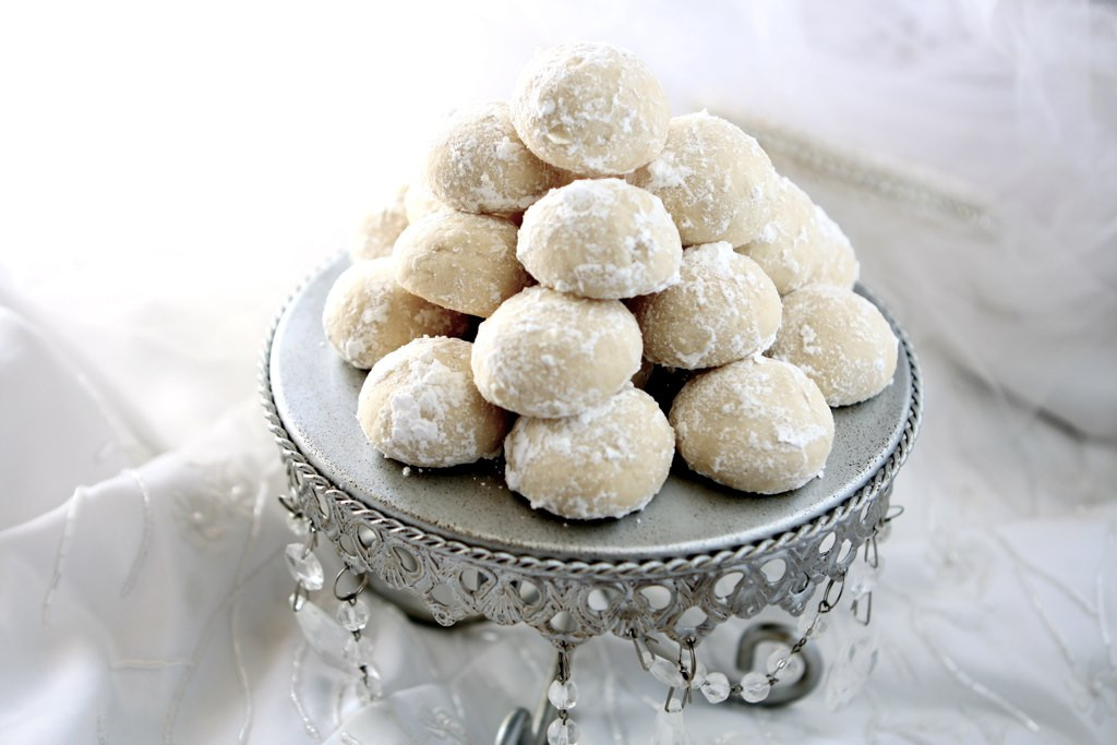 Italian Wedding Cookie Recipes
 Italian Wedding Cookies 002 Leslie Greeen