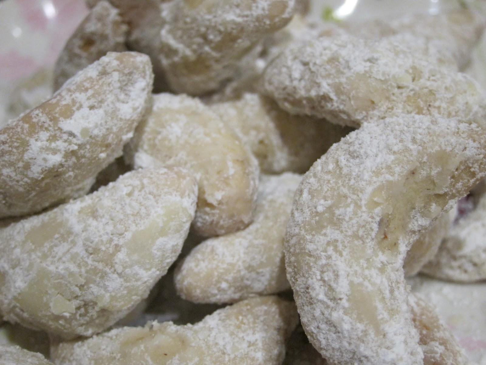 Italian Wedding Cookies Recipe
 iRis BaKerY KiTcheN Italian Wedding Cookies 附食譜