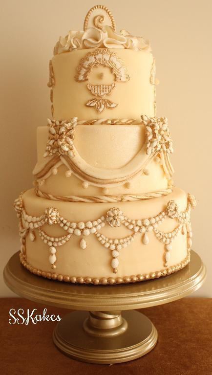 Jewel Wedding Cakes
 You have to see Vintage Jewels on Craftsy