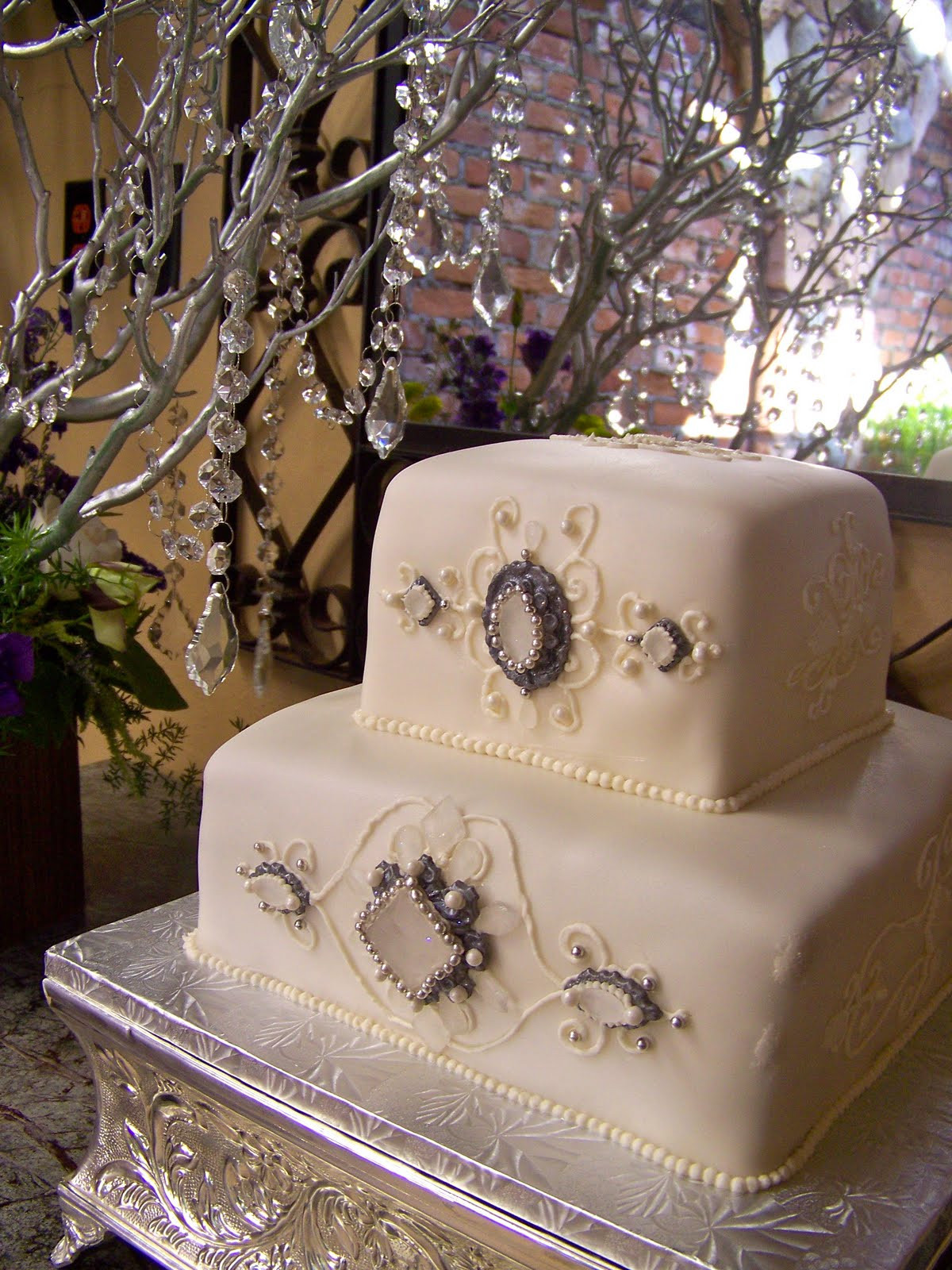 Jewel Wedding Cakes
 Plumeria Cake Studio Antique Jeweled Wedding Cake