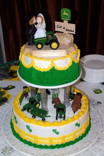 John Deere Wedding Cakes
 john deere wedding cupcakes