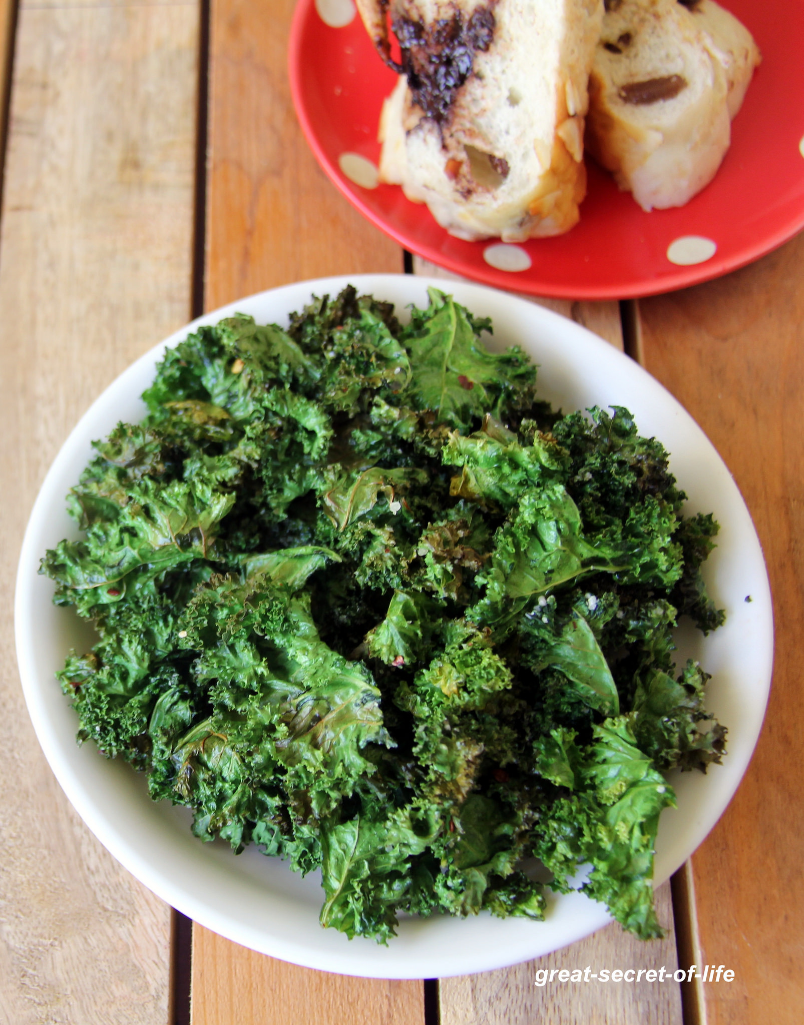 Kale Recipes Easy Healthy
 Kale Crisps Simple snack recipe Kale recipes Healthy