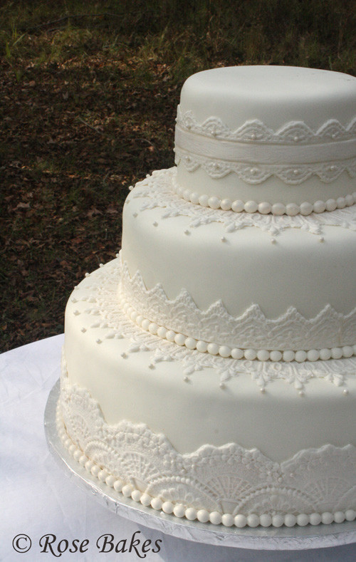 Lace Wedding Cakes
 Elegant Lace Wedding Cake