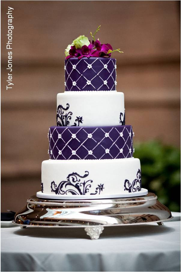 Lavender And White Wedding Cake
 purple wedding cakes