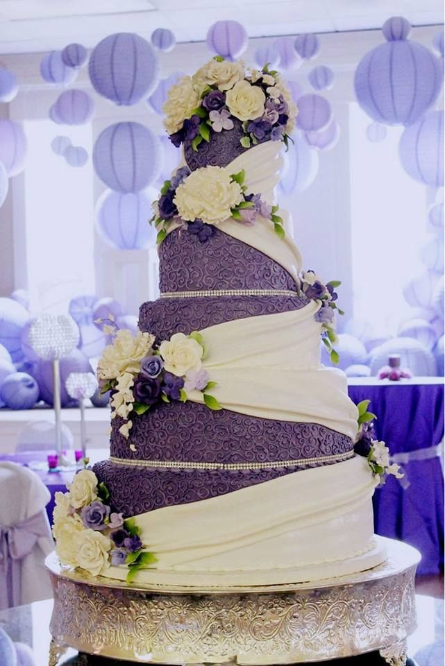 Lavender And White Wedding Cake
 purple wedding cake