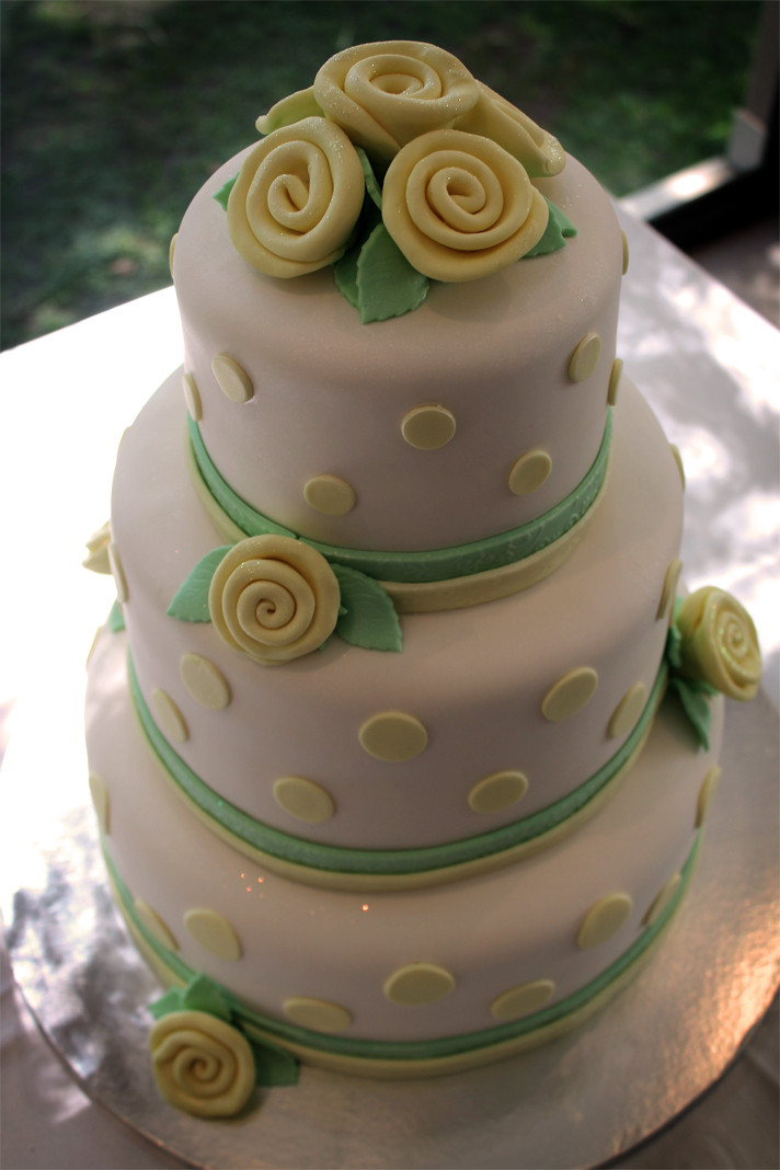 Lemon Wedding Cake
 Delana s Cakes Lemon and Mint 3 Tier Wedding Cake
