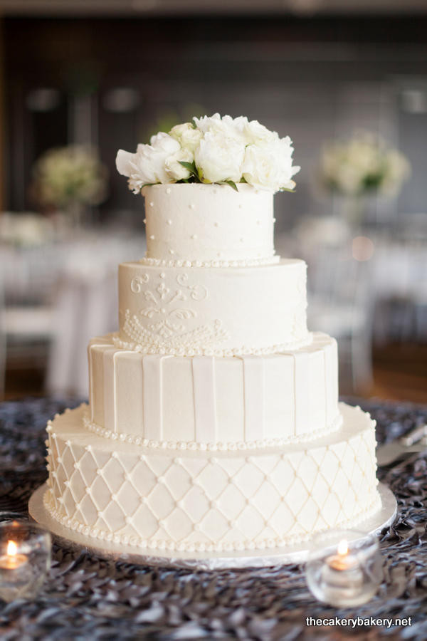 Local Bakeries For Wedding Cakes
 Reasons to Consider a Local Wedding Cake Bakery Southern