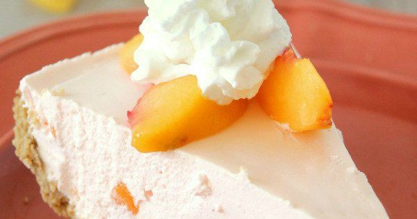 Low Calorie Summer Desserts
 Creamy Peach Pie It s a light fluffy low calorie fresh