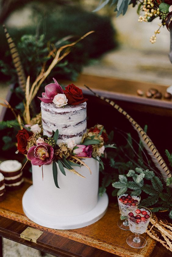 Lowes Foods Wedding Cakes
 Cornwell Manor Winter Wedding Cotswolds Chris Scuffins