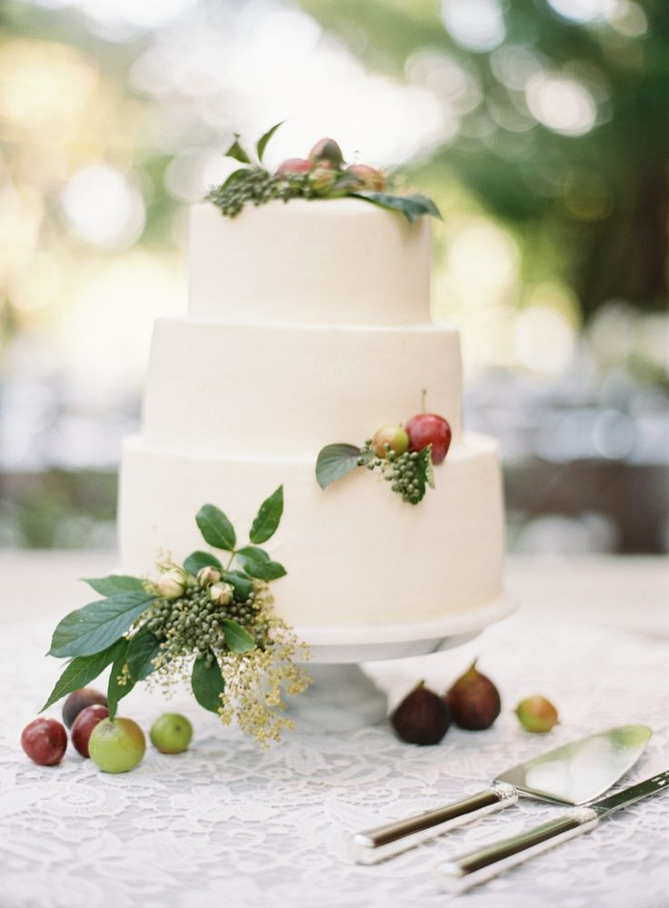 Lowes Foods Wedding Cakes
 80 best Wedding Ideas For Winter images on Pinterest