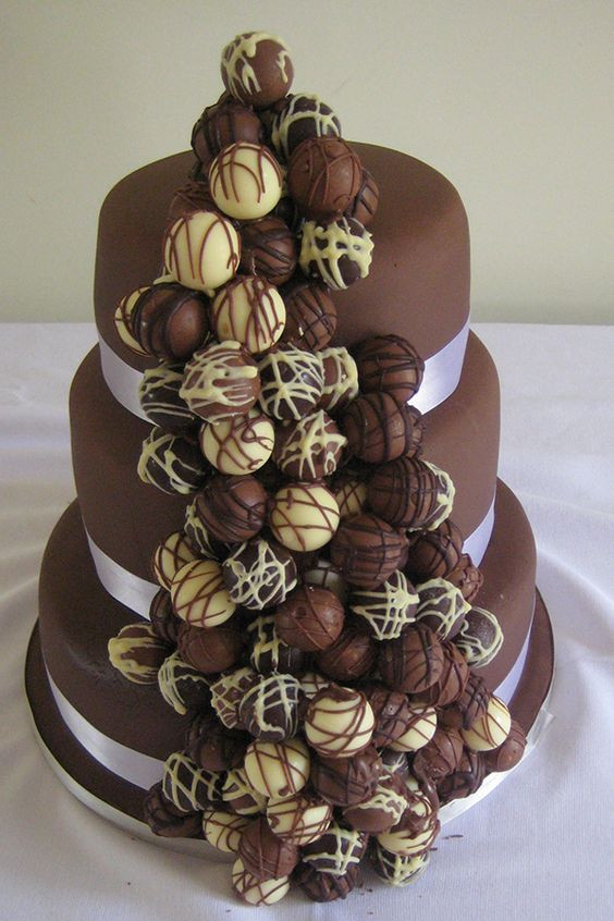 Lowes Foods Wedding Cakes
 3 Tier Chocolate Cake Lowes of Cakes FOOD