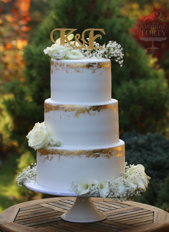 Luxury Wedding Cakes
 Luxury wedding cake cake by Lucya CakesDecor