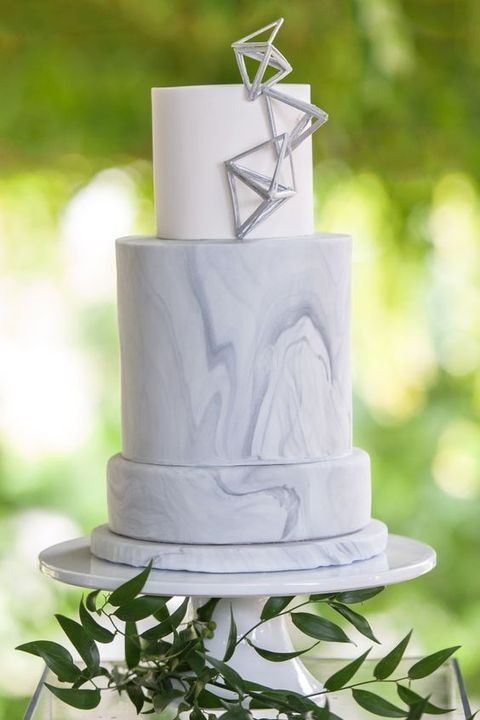 Marble Wedding Cakes
 41 Edgy Marble Wedding Cakes