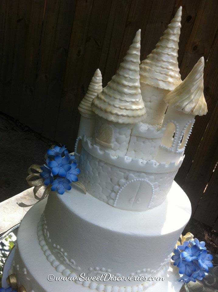 Medieval Wedding Cakes
 Me val Wedding Cake